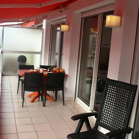 3 Pieces 4 Personnes Situation Ideale 78719